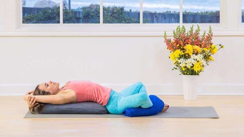 Hump Day Stress Buster Yoga Pose - Reclining Bound Angle Pose — Sojourner  Williams Yoga