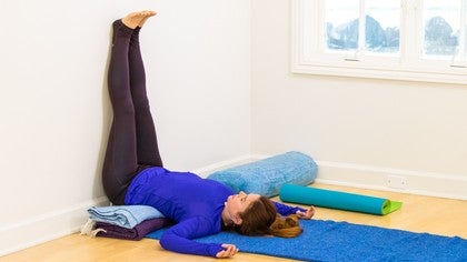 9 Tips for Establishing a Successful Home Yoga Practice (Blog)