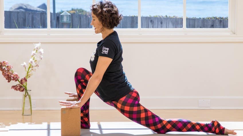 7 Common Yoga Prop Substitutions