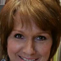 Glynis R