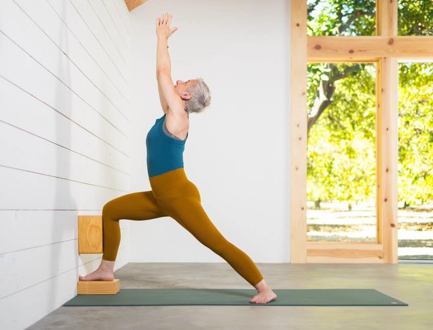 7 Common Yoga Prop Substitutions