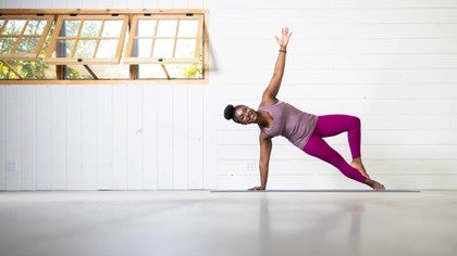 20-Minute Yoga Flows: Twist and Unwind<br>Shantani Moore
